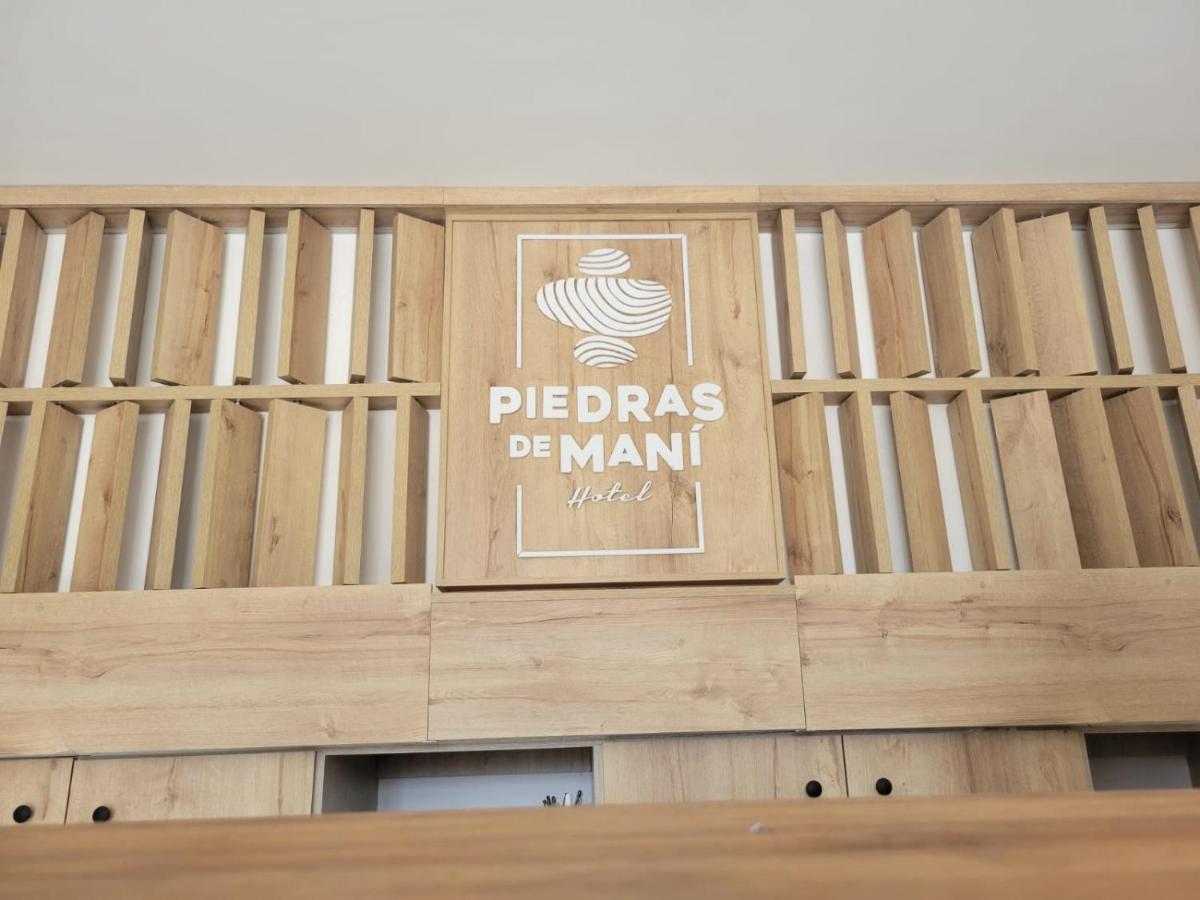 Hotel Piedras De Mani 马尼萨莱斯 外观 照片