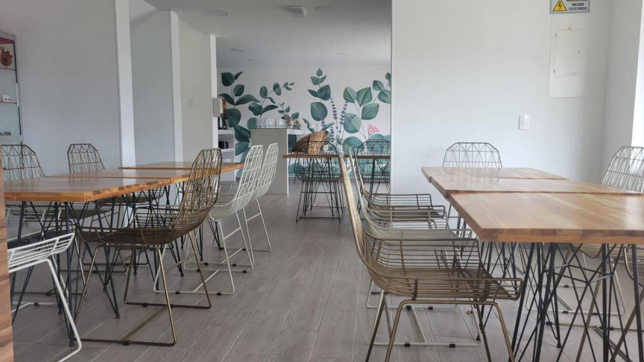 Hotel Piedras De Mani 马尼萨莱斯 外观 照片